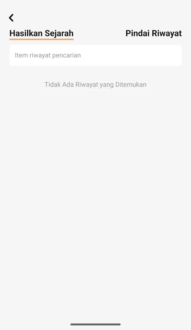 Tangkapan layar QR Code All In One di Android: Riwayat. Pemindaian sebelumnya dan kode QR yang dibuat.